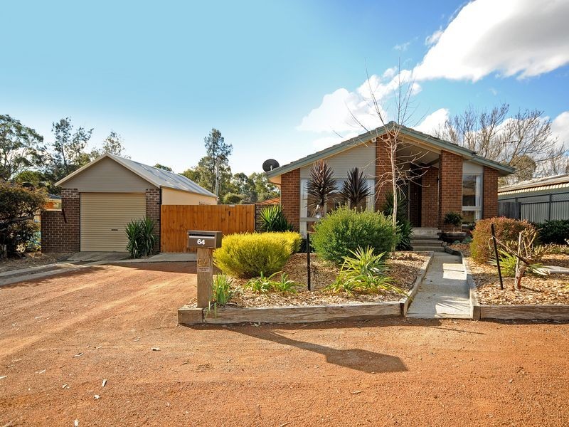 64 Pickworth Street, Holt ACT 2615