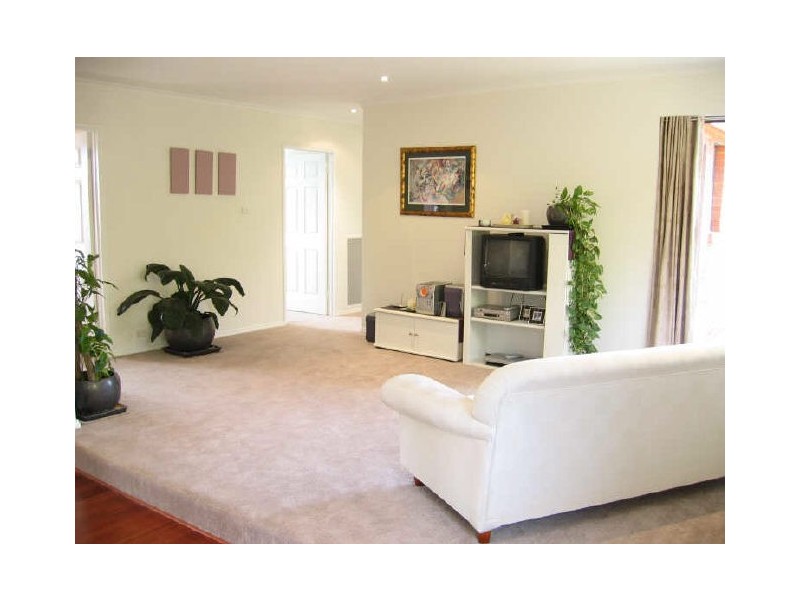 6 Galvin Place, Holt ACT 2615