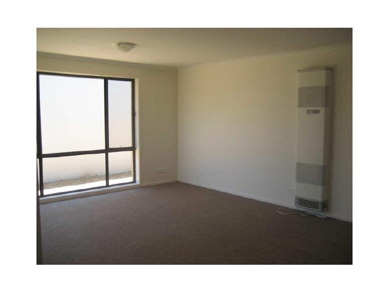 11 Bryan Hudson Street, Macgregor ACT 2615