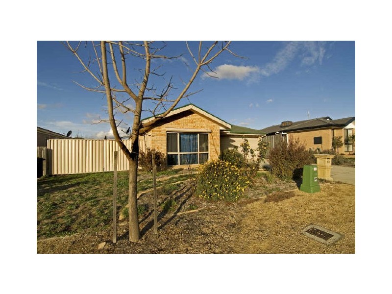 58 Shoobridge Circuit, Dunlop ACT 2615