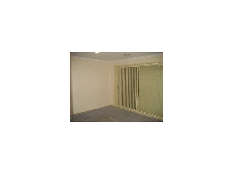 2/26 Jonsson Court, Dunlop ACT 2615