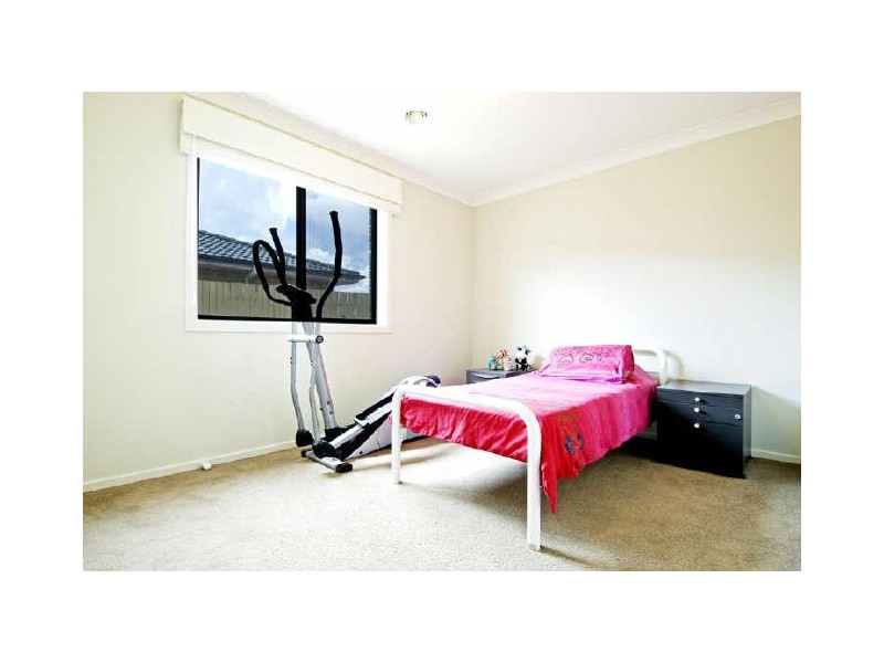 11 Binney Close, Dunlop ACT 2615