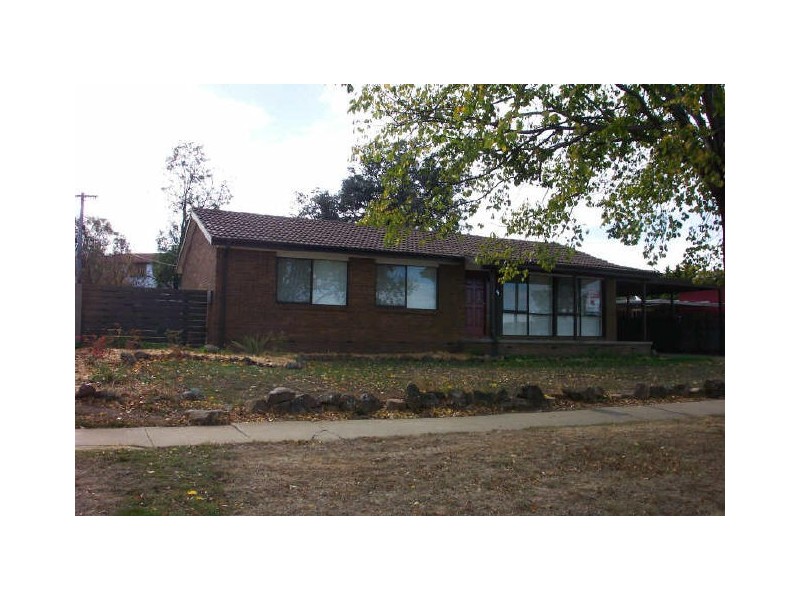 35 Canopus Crescent, Giralang ACT 2617