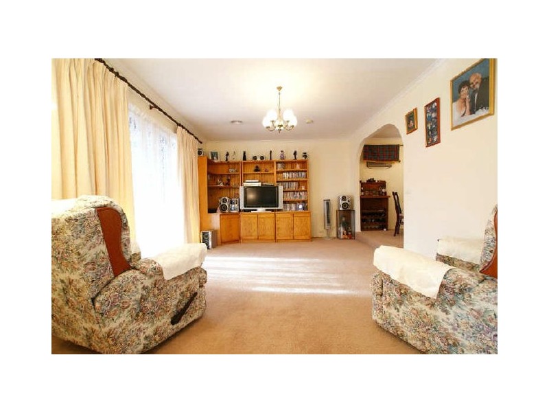 6 Mudie Place, Charnwood ACT 2615