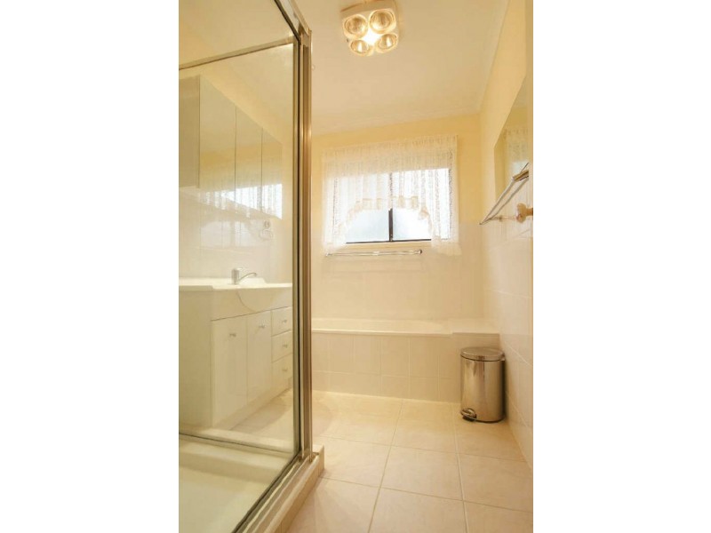 6 Mudie Place, Charnwood ACT 2615