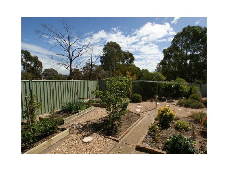 6 Mudie Place, Charnwood ACT 2615