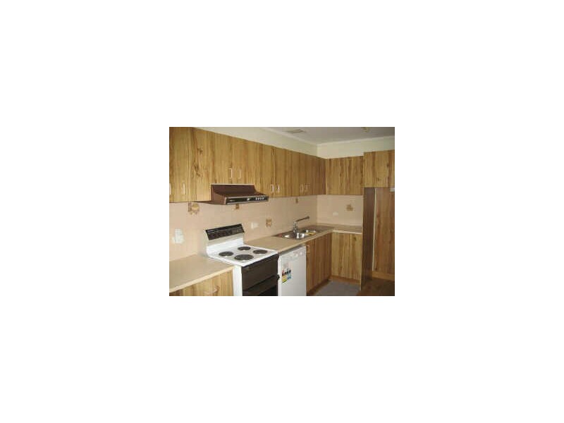 2 Dangar Place, Charnwood ACT 2615