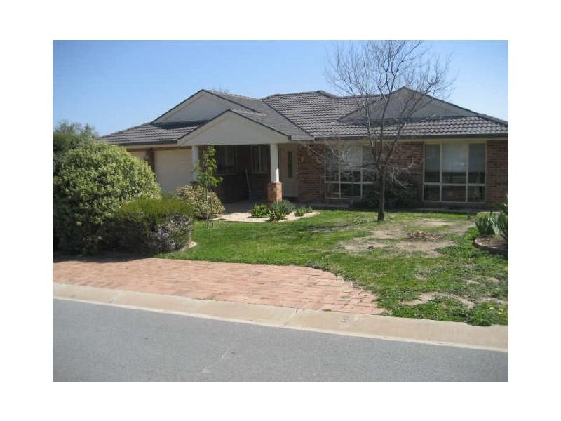 10 Buckmaster Crescent, Dunlop ACT 2615
