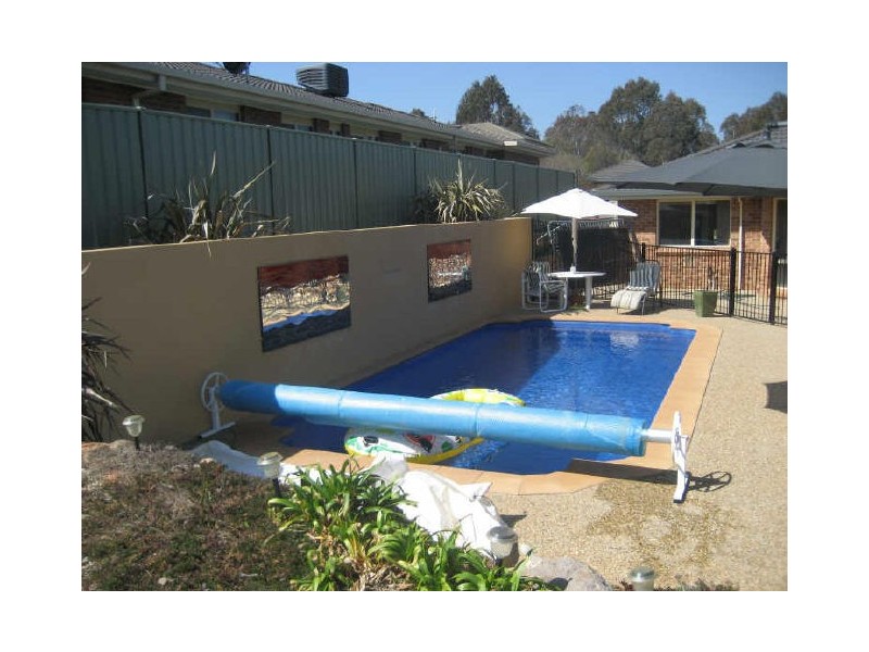 10 Buckmaster Crescent, Dunlop ACT 2615