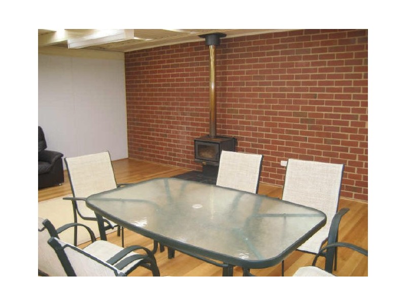 12 Clement Place, Macgregor ACT 2615