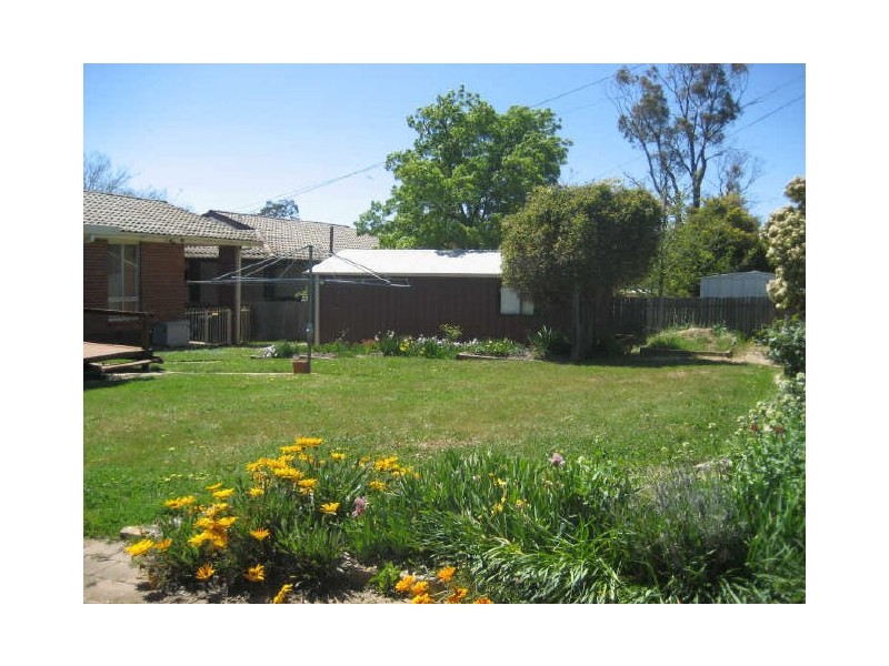 12 Clement Place, Macgregor ACT 2615