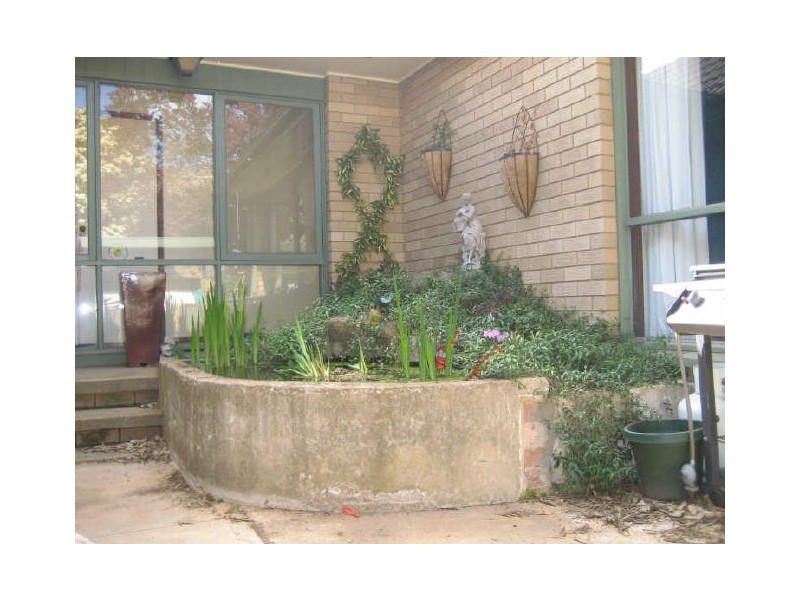 33 Garrad Court, Charnwood ACT 2615