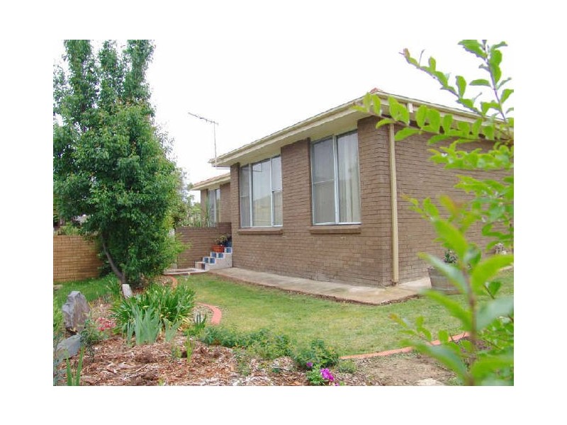 28 McDougall Street, Charnwood ACT 2615