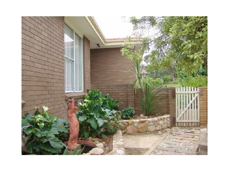 28 McDougall Street, Charnwood ACT 2615