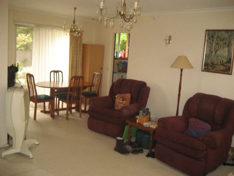 8 Scobie Place, Holt ACT 2615