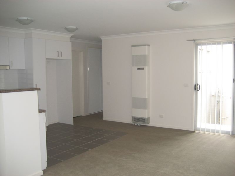 4 Rowland Street, Macgregor ACT 2615