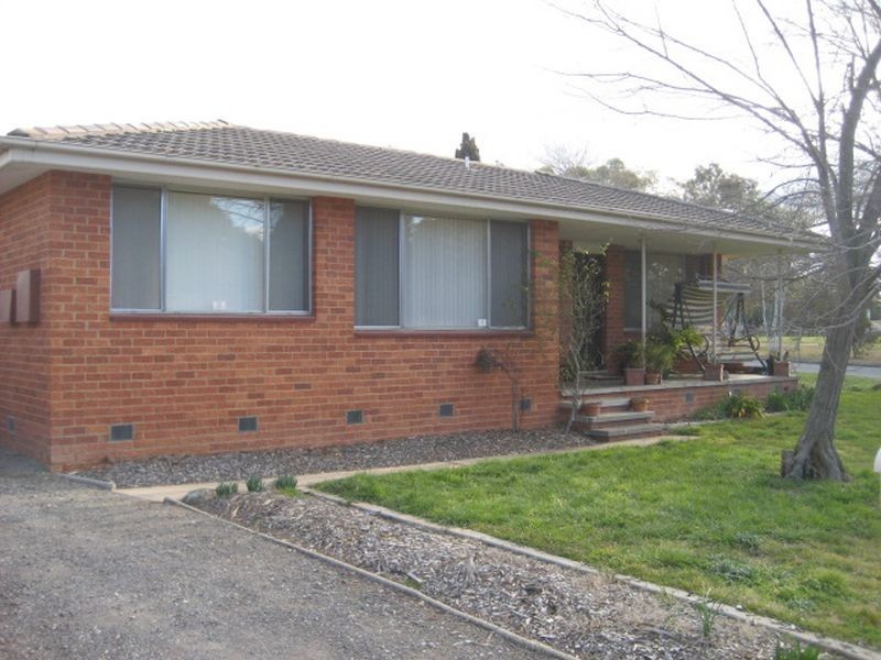 2A Fullagar Crescent, Higgins ACT 2615
