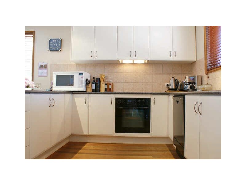 11 Kingham Place, Charnwood ACT 2615