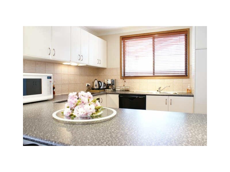 11 Kingham Place, Charnwood ACT 2615