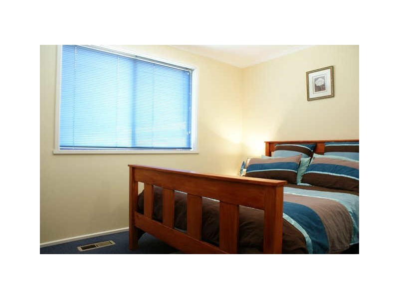 11 Kingham Place, Charnwood ACT 2615