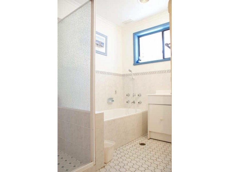 11 Kingham Place, Charnwood ACT 2615