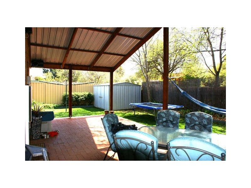 11 Kingham Place, Charnwood ACT 2615