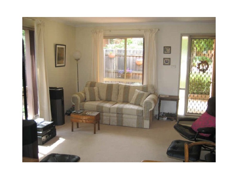 8/80 Britten Jones Drive, Holt ACT 2615