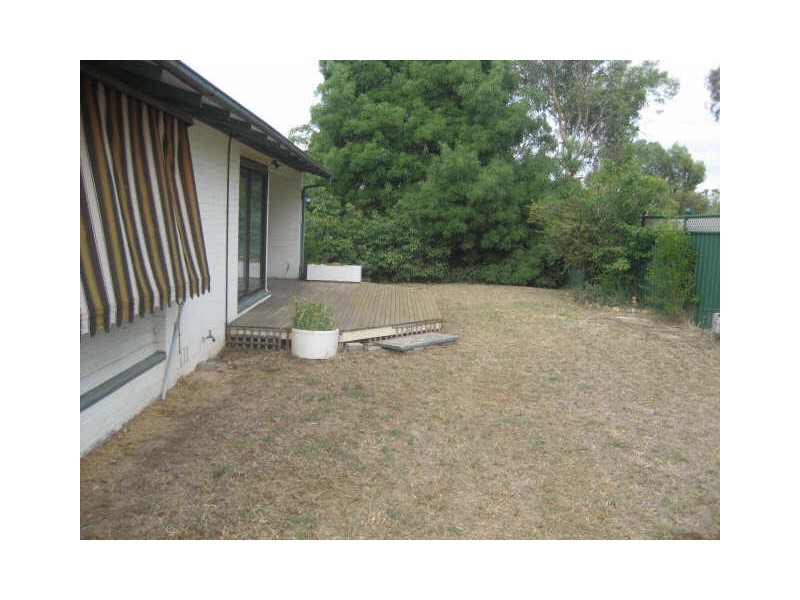 15 Geeves Court, Charnwood ACT 2615