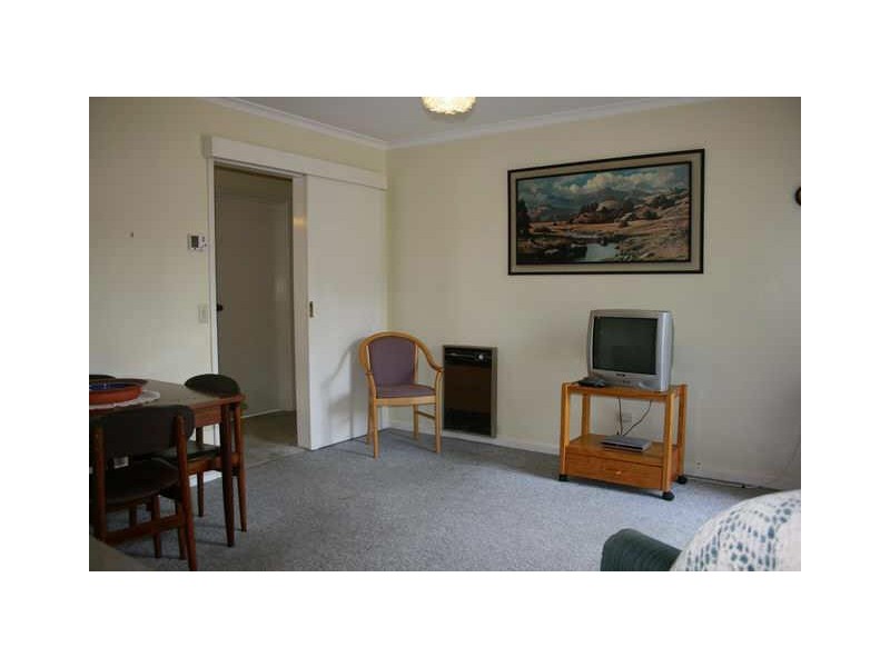 4 Clement Place, Macgregor ACT 2615