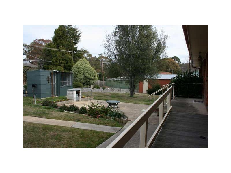 4 Clement Place, Macgregor ACT 2615