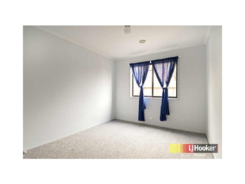 12 Lovely Close, Dunlop ACT 2615