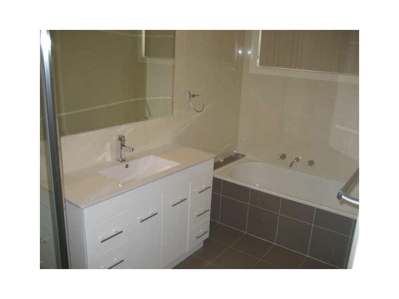 2/33 Lochbuy Street, Macquarie ACT 2614