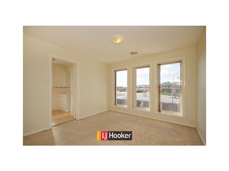 74 Shoalhaven Avenue, Amaroo ACT 2914