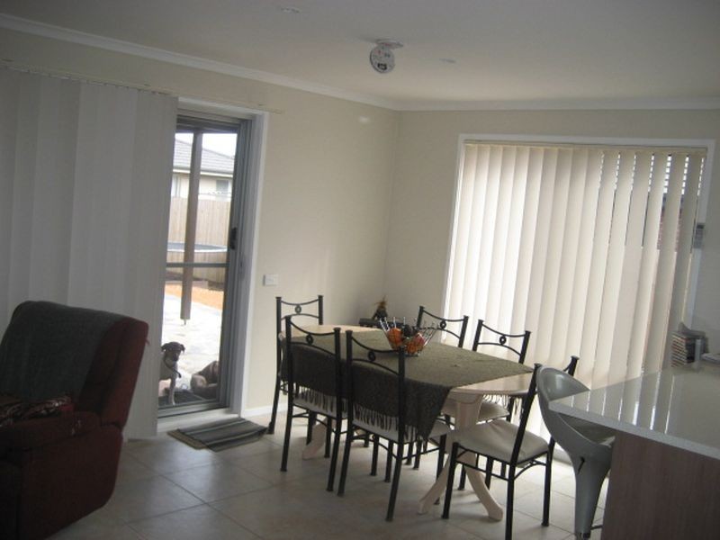 27 Waterworth Street, Dunlop ACT 2615