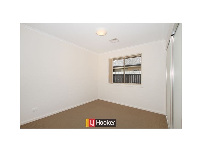 4 Outhwaite Street, Franklin ACT 2913