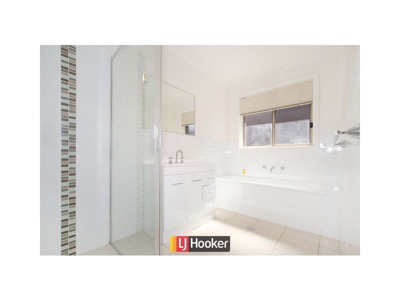 4 Outhwaite Street, Franklin ACT 2913