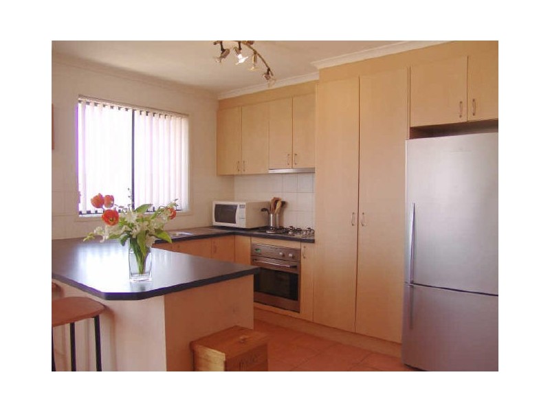 82 Hugh McKay Crescent, Dunlop ACT 2615