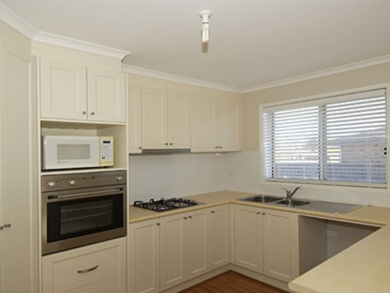 7 Leggo Place, Dunlop ACT 2615