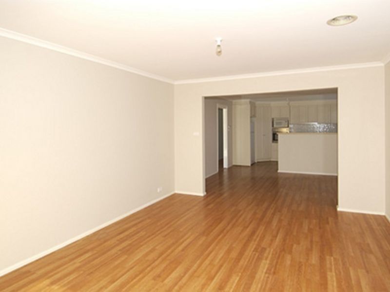 7 Leggo Place, Dunlop ACT 2615