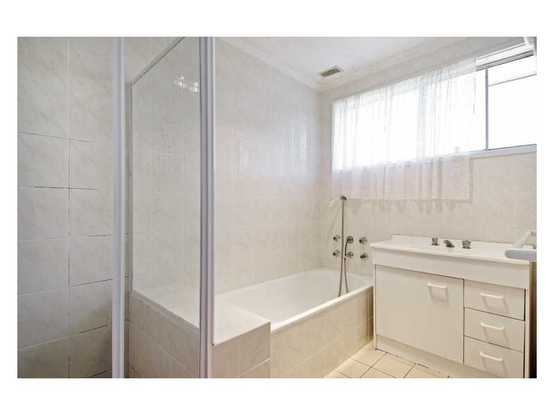 142 Chuculba Crescent, Giralang ACT 2617