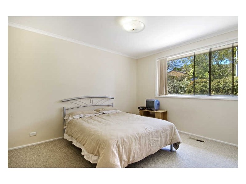 142 Chuculba Crescent, Giralang ACT 2617
