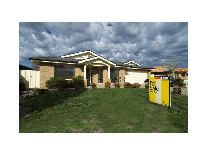 18 Ikara Close, Dunlop ACT 2615