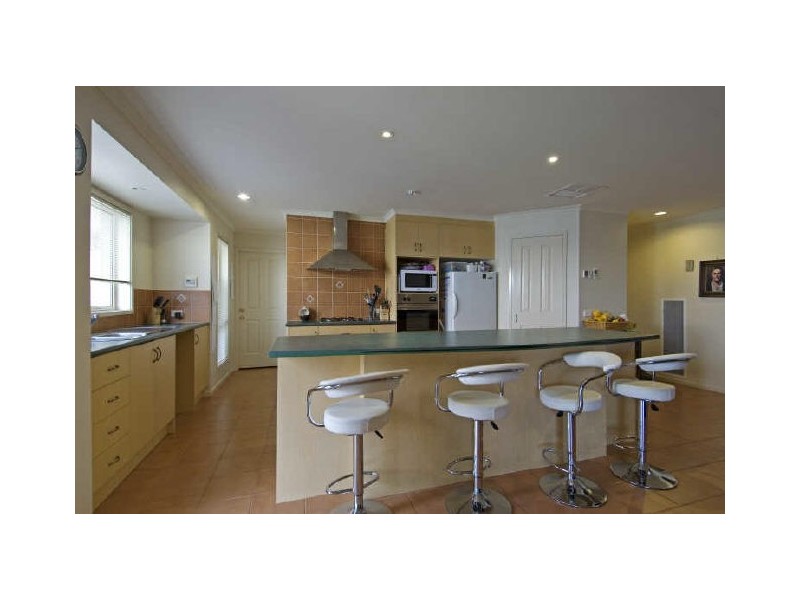 18 Ikara Close, Dunlop ACT 2615