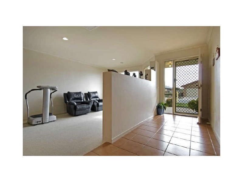 18 Ikara Close, Dunlop ACT 2615