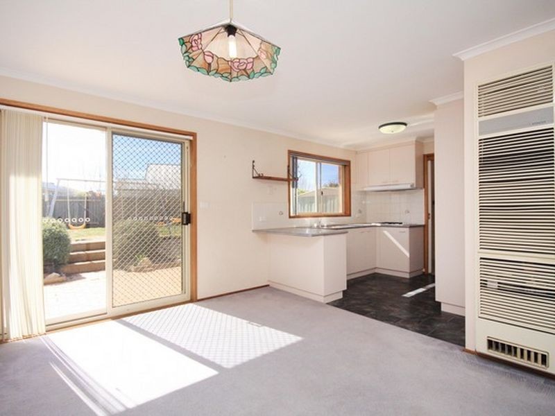 21 Thornhill Crescent, Dunlop ACT 2615