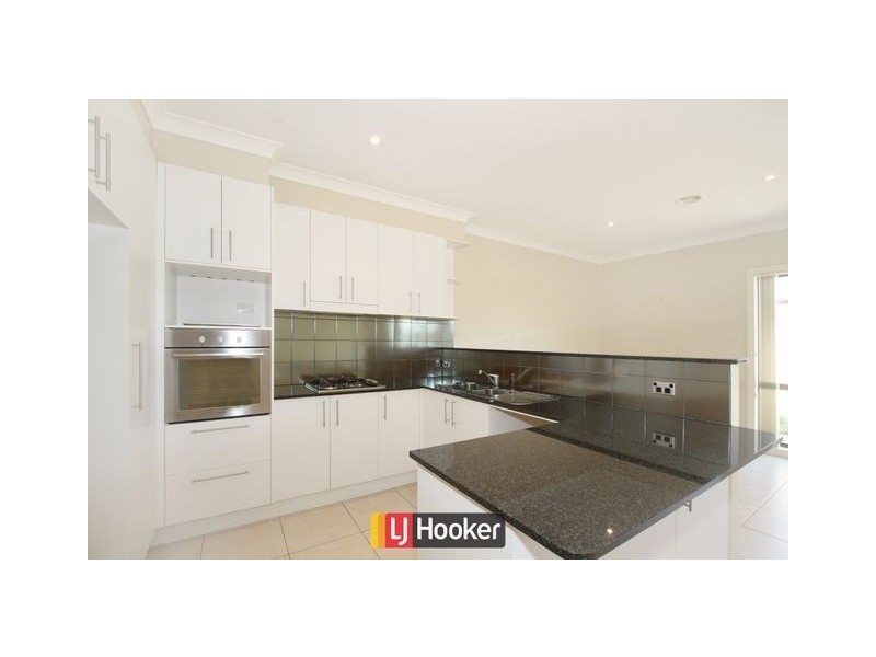 6 Wombeyan Street, Harrison ACT 2914