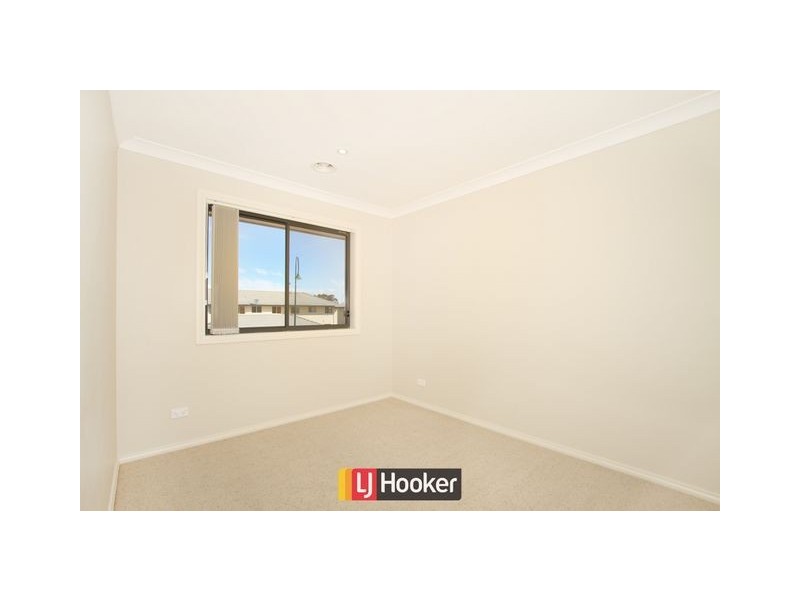 6 Wombeyan Street, Harrison ACT 2914