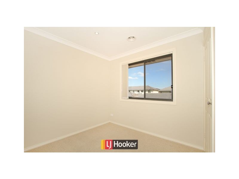 6 Wombeyan Street, Harrison ACT 2914