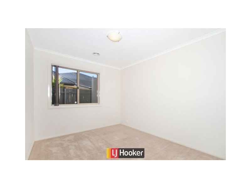 27 Howmans Street, Harrison ACT 2914