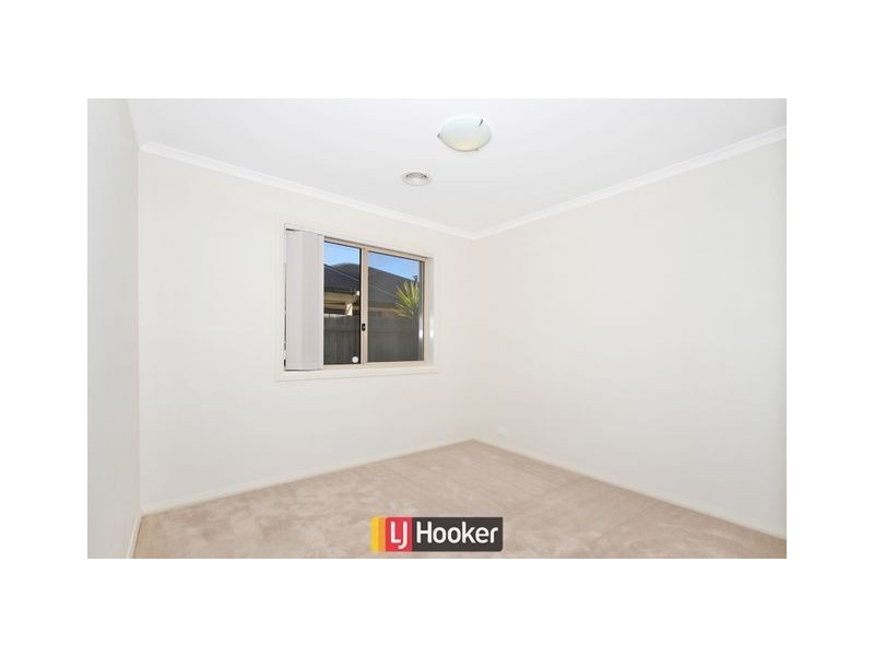 27 Howmans Street, Harrison ACT 2914